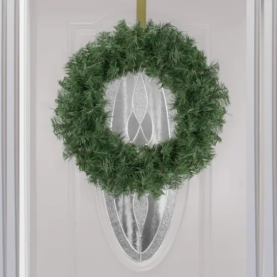 18" Canadian Pine Artificial Christmas Wreath {6}