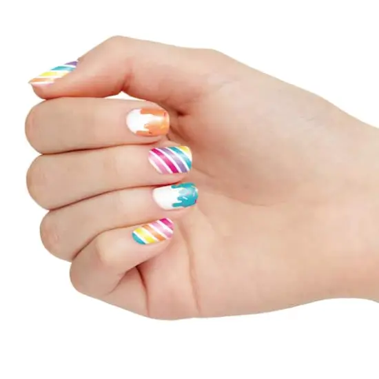 Make It Real&trade; Vanilla Scented DIY Nail Candy Art Kit {5}