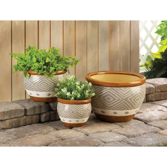 Earth-Tone Trim Planter Set {3}