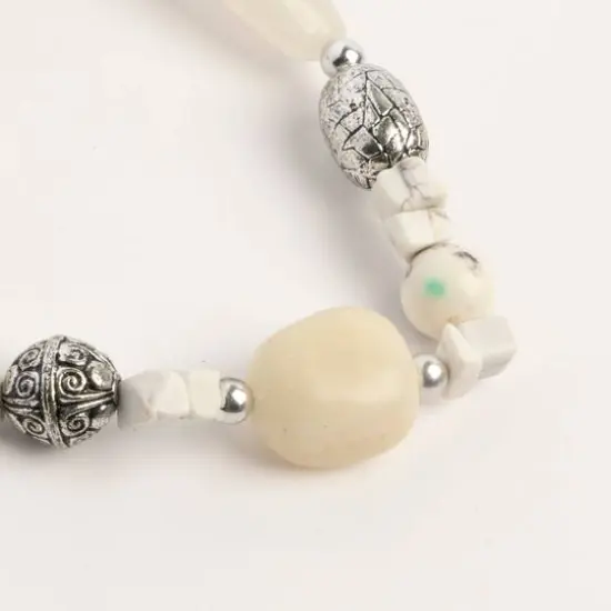 John Bead White Howlite & Crystal Quartz Natural Gemstone Bracelet {3}