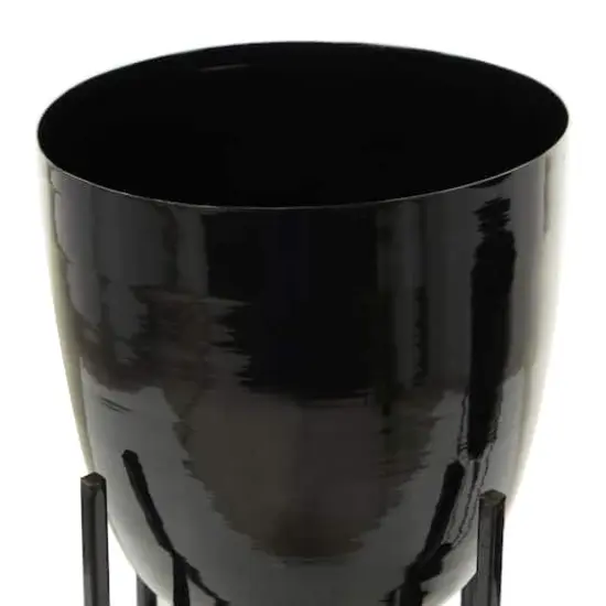 Black Metal Modern Planter, Set of 2" 32", 24" {4}
