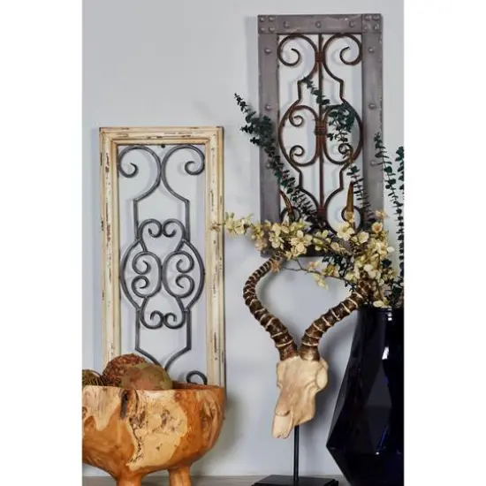 20" Gray Traditional Ornamental Wood Wall Decor {9}