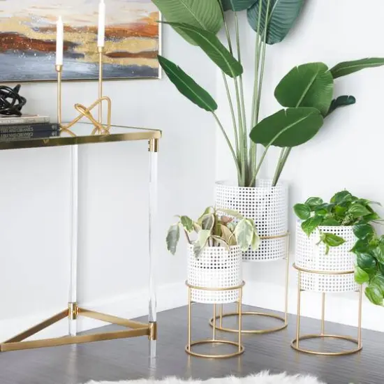 Set of 3 White Iron Contemporary Planter, 23" x 19" x 16" {14}