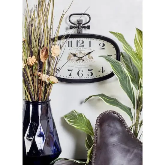 18" Black Metal Vintage Wall Clock {7}