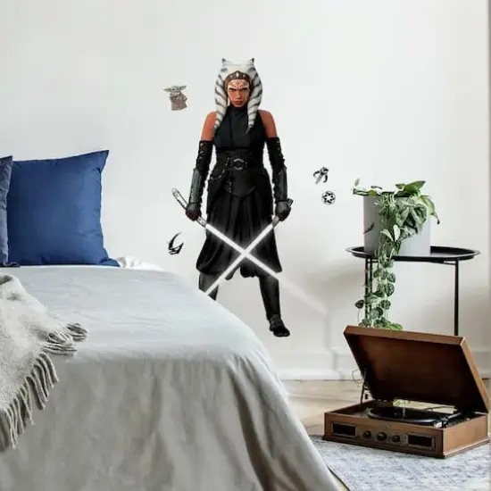 RoomMates Star Wars The Mandalorian Ahsoka Peel & Stick Giant Wall Decal {3}