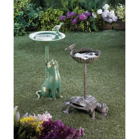 21'' Cat Birdbath {4}