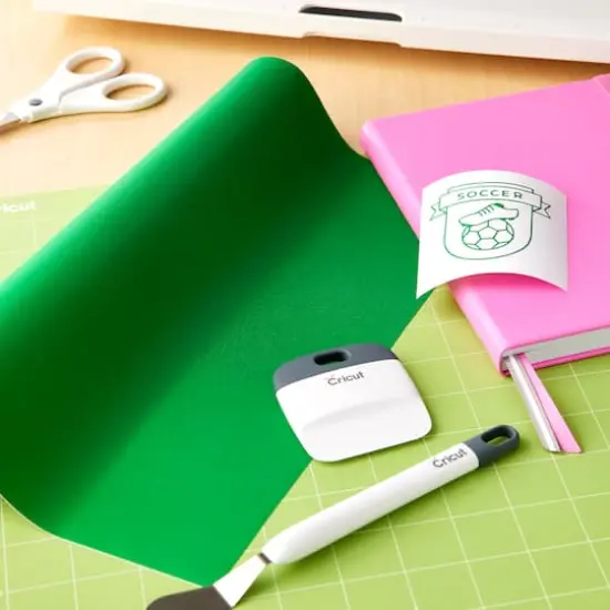 Cricut&reg; Premium Vinyl&trade; Shimmer, 12" x 48" Green {3}