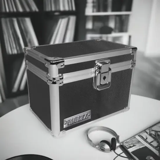 Vaultz Black 4" x 6" Storage Box {5}