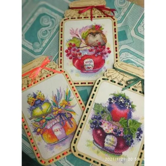 MP Studia Singing Currant Cross Stitch Kit {11}
