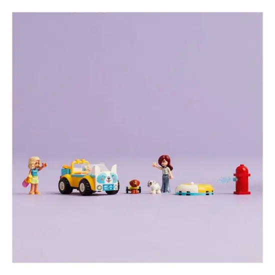 LEGO&reg; Dog-Grooming Car {7}