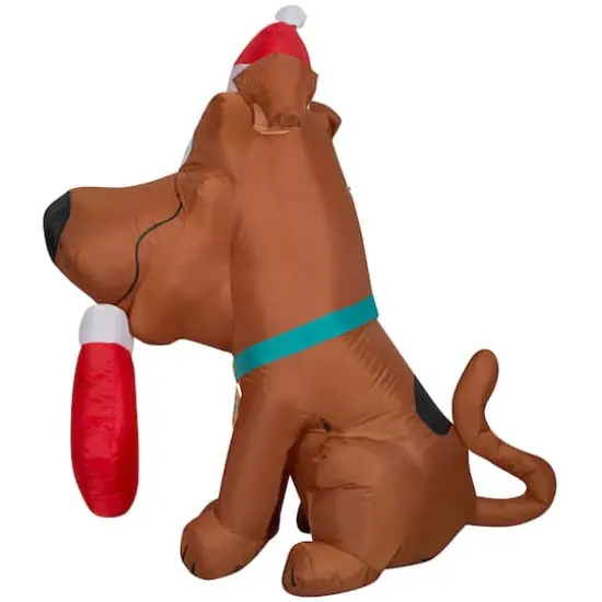 Airblown Puppy Scoob With Stocking Inflatable {4}