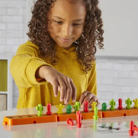 Hand2mind&reg; Cactus Counters Activity Set {4}