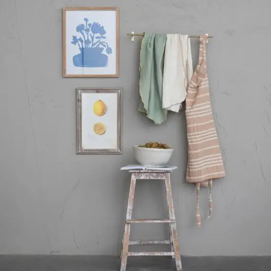 Hello Honey&reg; Matte Brass Finish Modern Metal Hanging Bar {4}