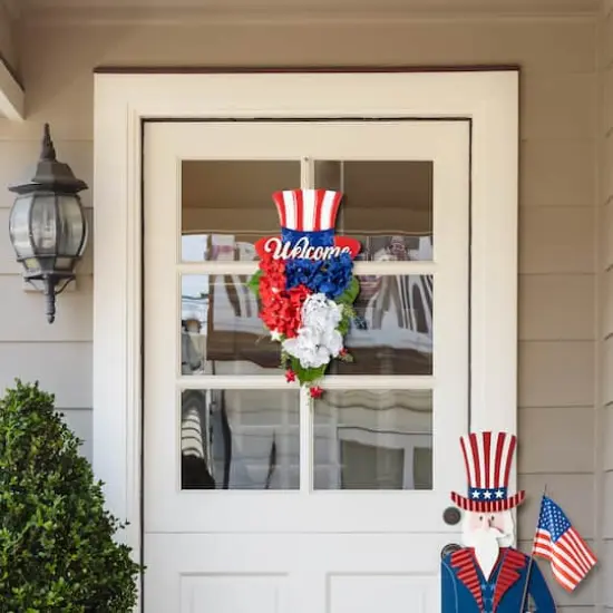 Glitzhome&reg; 22.5" Patriotic Americana Metal Top Hat & Hydrangea Swag Wall D&eacute;cor {5}