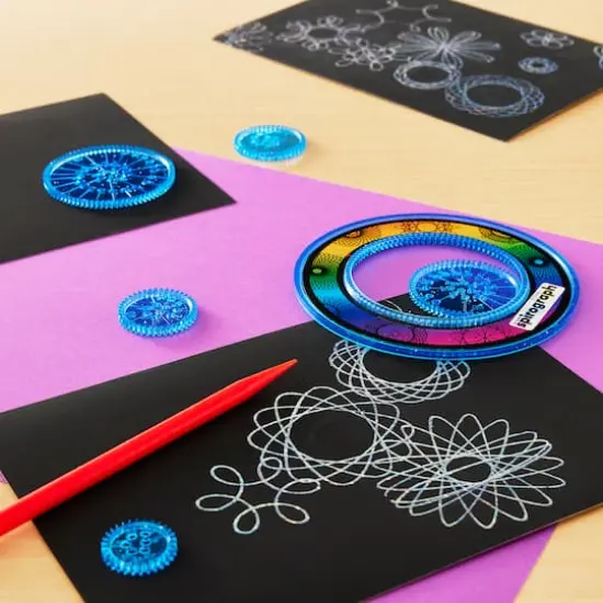 The Original Spirograph&reg; Scratch & Shimmer {3}