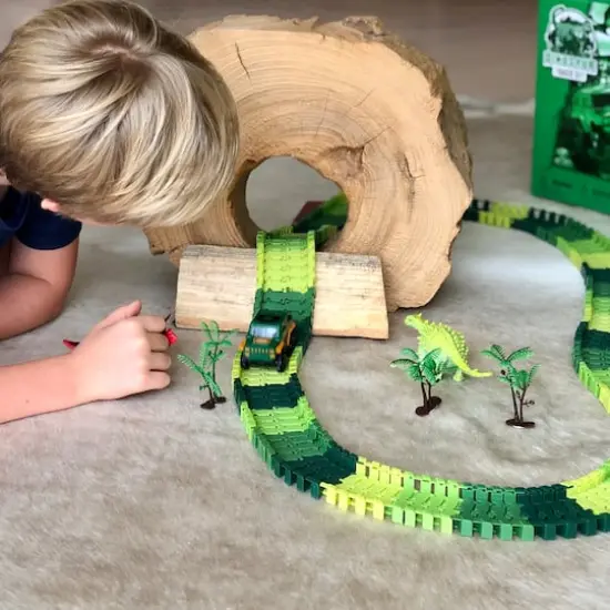 The Bubble Factory Dinosaur Flexible Track Set {8}
