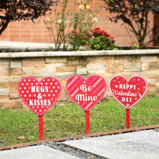 Glitzhome&reg; 15" Wooden Heart-Shaped Valentine's Yard Stakes Set {3}