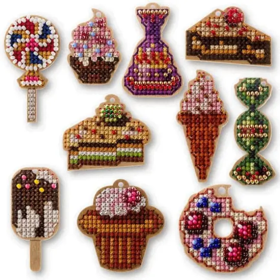 Wonderland Crafts Sweets Embroidery Blanks Set {3}