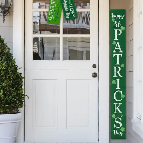 Glitzhome&reg; 60'' Wooden ''Happy St. Patrick's Day'' Porch Sign {3}
