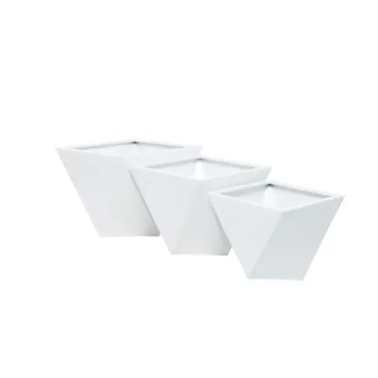 White Modern Planter, Set of 3" 18", 16", 15" {4}