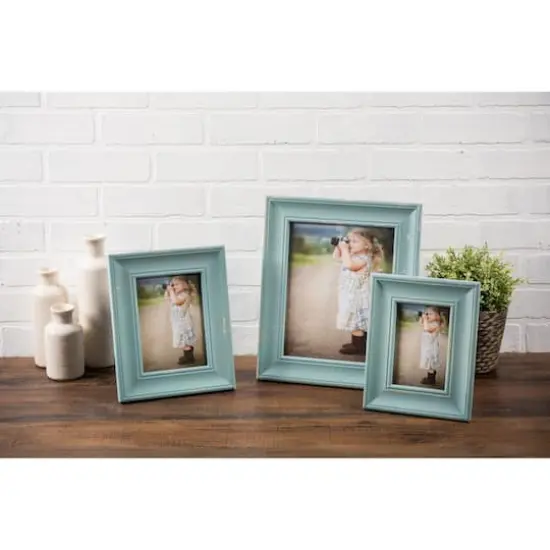 DII&reg; Blue Distressed Farmhouse Frame {6}