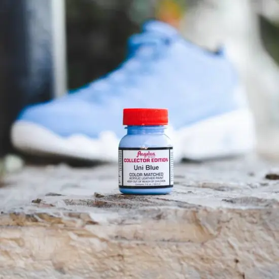 Angelus® Collector Edition Acrylic Leather Paint, 1oz. Uni Blue {8}