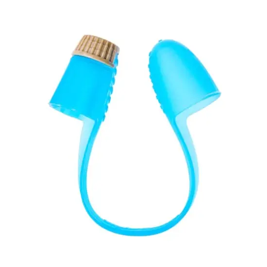 2-In-1 Wonder Grip & Thimble&trade; {1}