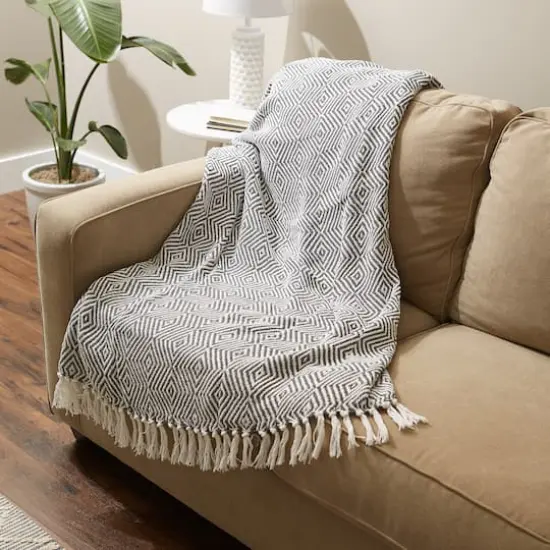 DII&reg; X-Diamond Geometric Throw Gray {6}