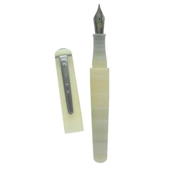 Manuscript Med Nib Oyster Fountain Pen {3}