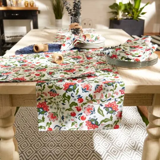 DII&reg; Garden Floral Print Outdoor Table Runner {9}
