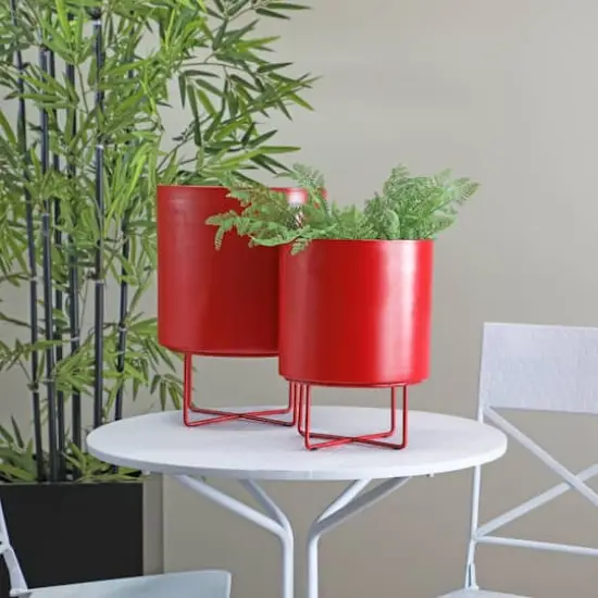 CosmoLiving by Cosmopolitan Red Metal Planter Set {7}
