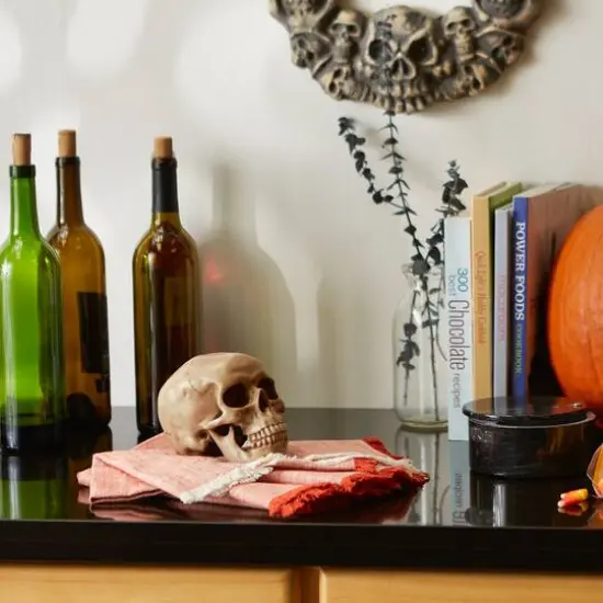 7" Grinning Highly Realistic Replica Human Skull Statue Home D&eacute;cor {5}