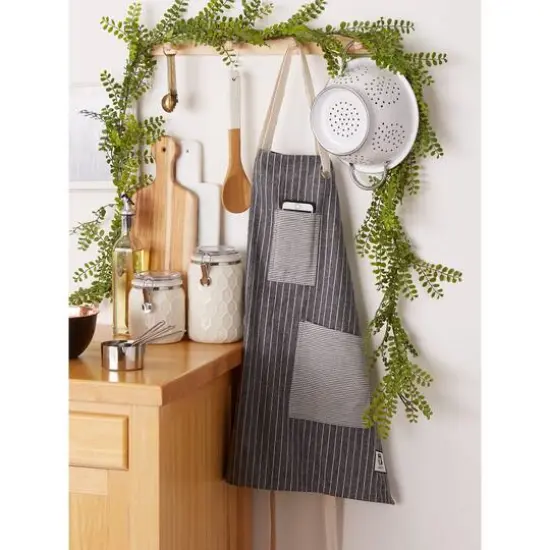 DII&reg; Gray Fresh Stripe Pantry Apron {9}