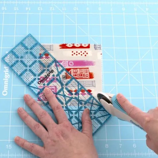 Omnigrid&reg; Small Folding Cutting Kit {8}