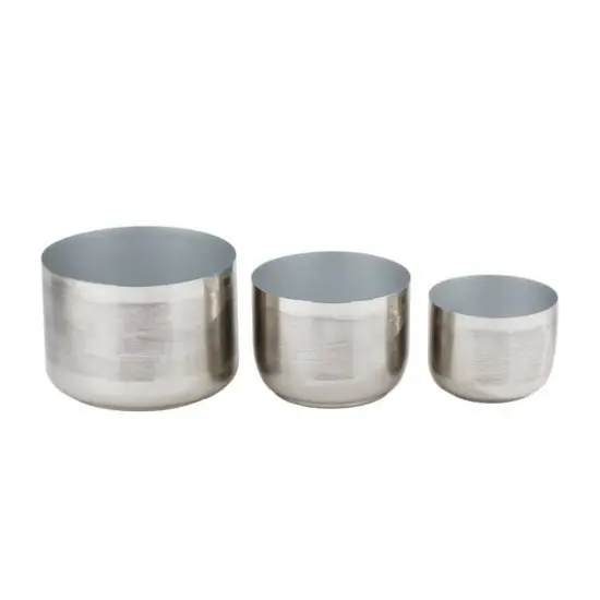 CosmoLiving by Cosmopolitan Iron Modern Planter Set Silver {1}