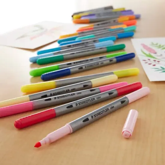 Staedtler&reg; Fiber Tip Pen Set {3}