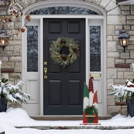 Glitzhome&reg; 34.75'' Wooden Gnome Family Porch D&eacute;cor {4}