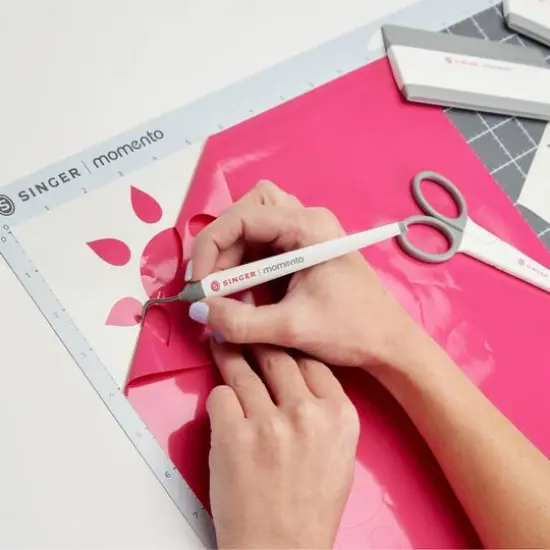 SINGER&reg; MOMENTO&trade; Basic Tool Set {3}