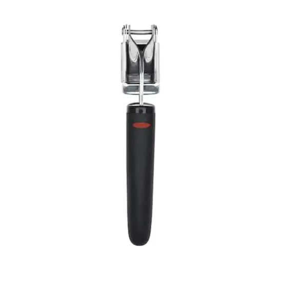 OXO Softworks Garlic Press {1}