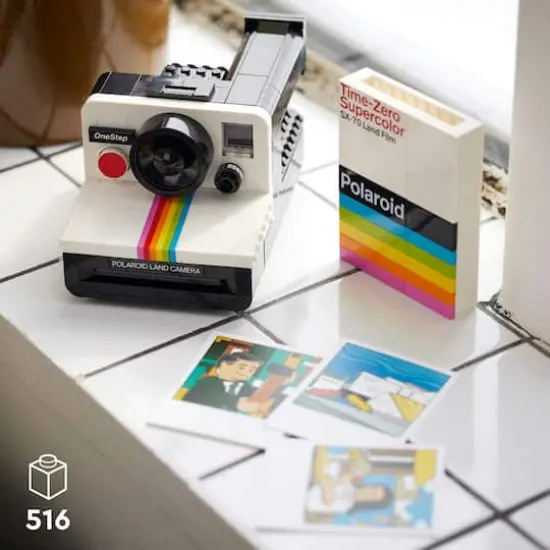 LEGO&reg; Ideas Polaroid OneStep SX-70 Camera Set 21345 {5}