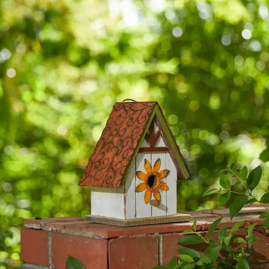 Glitzhome® 8.25" Distressed Metal Roof & Flower Wood Birdhouse {4}