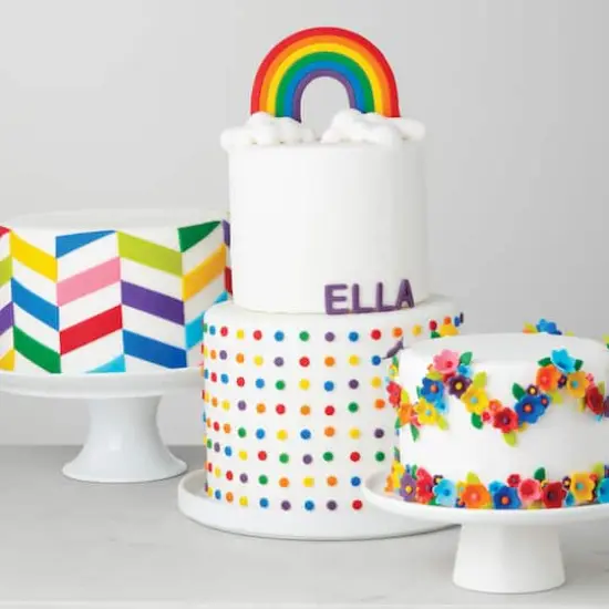 Wilton&reg; Decorator Preferred&trade; 5lb. White Vanilla Fondant {7}