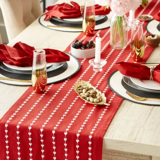 DII&reg; 108" White Hearts Dobby Table Runner {6}