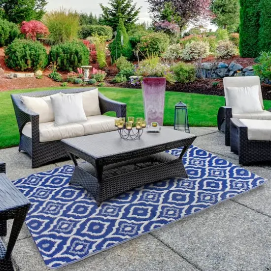 Blue & White Geometric Rectangular Outdoor Area Rug, 4ft. x 6ft. {3}