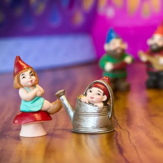 Safari Ltd&reg; Designer TOOB&reg; Gnome Family {4}