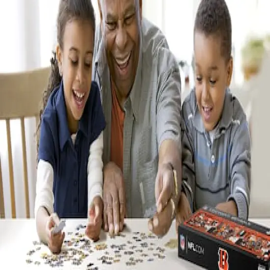 NFL Game Day in the Dog House 1,000 Piece Puzzle Cincinnati Bengals {3}