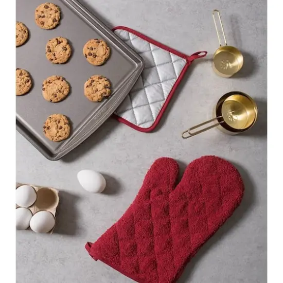 DII&reg; Terry Oven Mitts, 2ct. Red {4}