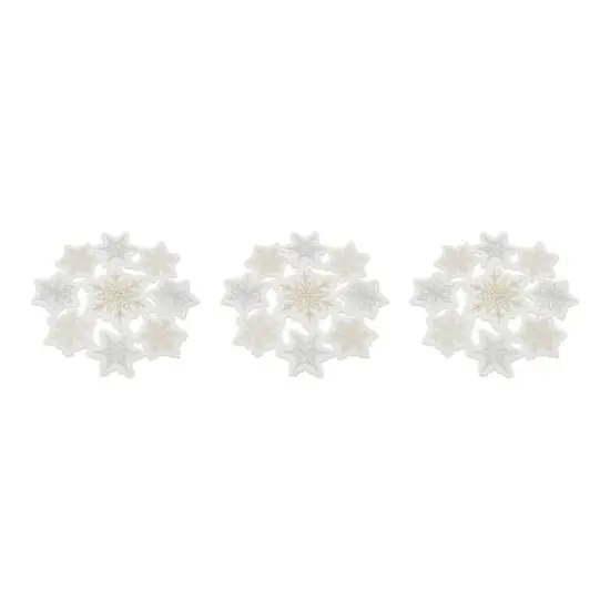 17" Embroidered Snowflake Doily D&eacute;cor Set {1}
