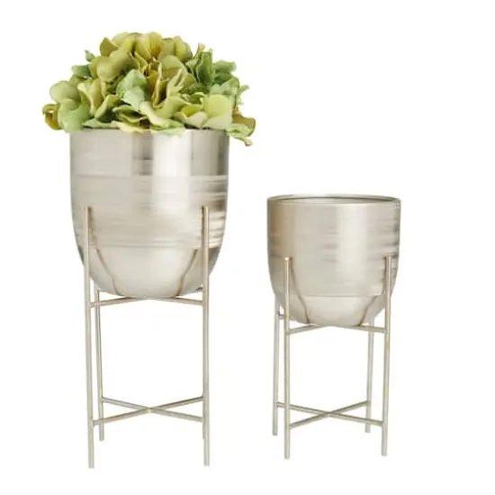 Silver Modern Planter, Set of 2" 6", 5" {1}