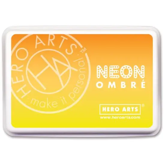 Hero Arts&reg; Ombre Ink Pad Lime to Forever Green {2}